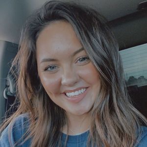 Meet your Posher, Josee